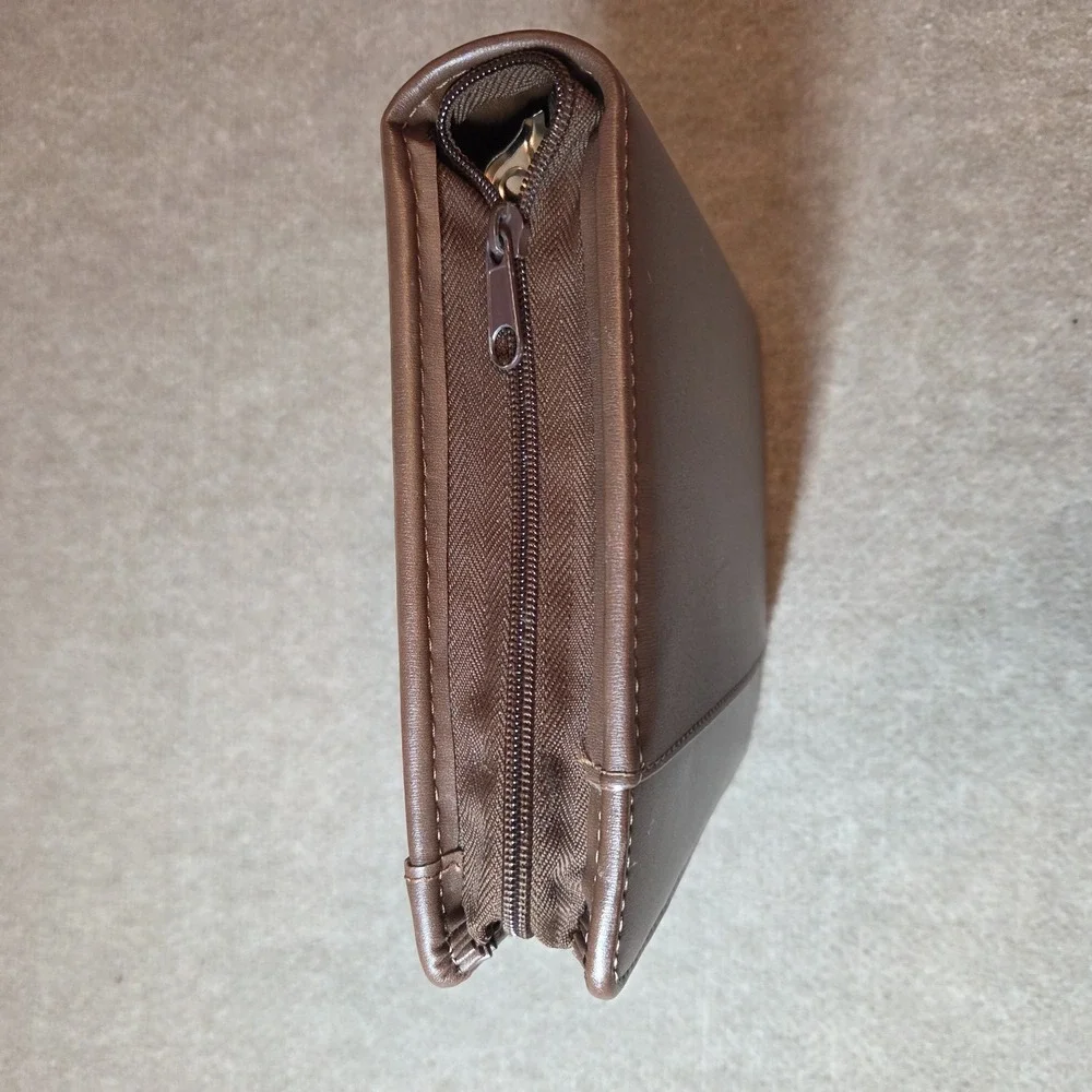 Day-Timer Brown Leather 3 Ring Planner Organizer 10